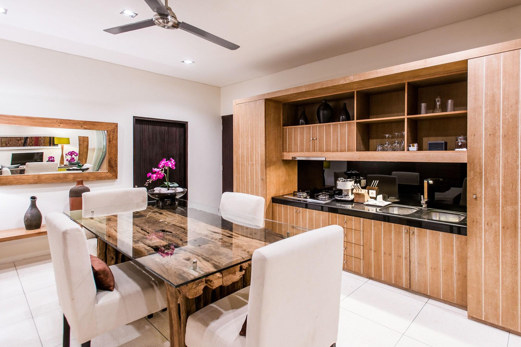 Cicada Luxury Townhouses เซมินยัค ภายนอก รูปภาพ